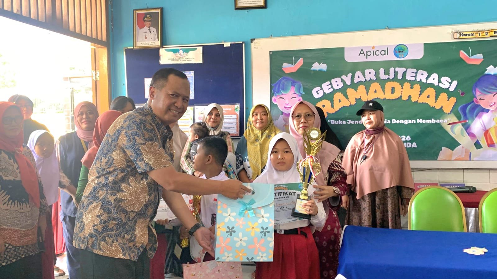 Portal Berita Indonesia dan Dunia Terkini Hari Ini, Update Harian Terbaru, Terlengkap, Tajam, Aktual dan Berimbang. Peta Jurnalis