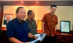 Portal Berita Indonesia dan Dunia Terkini Hari Ini, Update Harian Terbaru, Terlengkap, Tajam, Aktual dan Berimbang. Peta Jurnalis